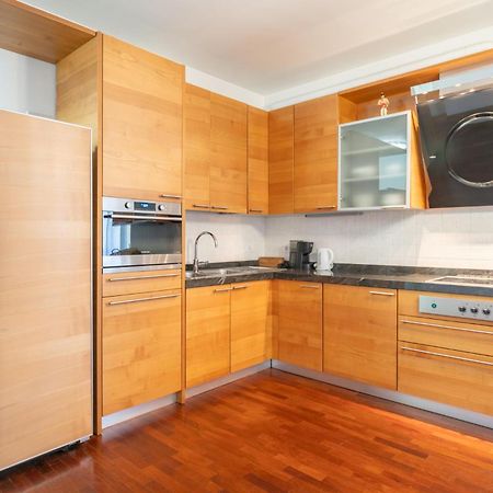 Large Well-Equipped Appartement Near Como Lake Lecco Bagian luar foto