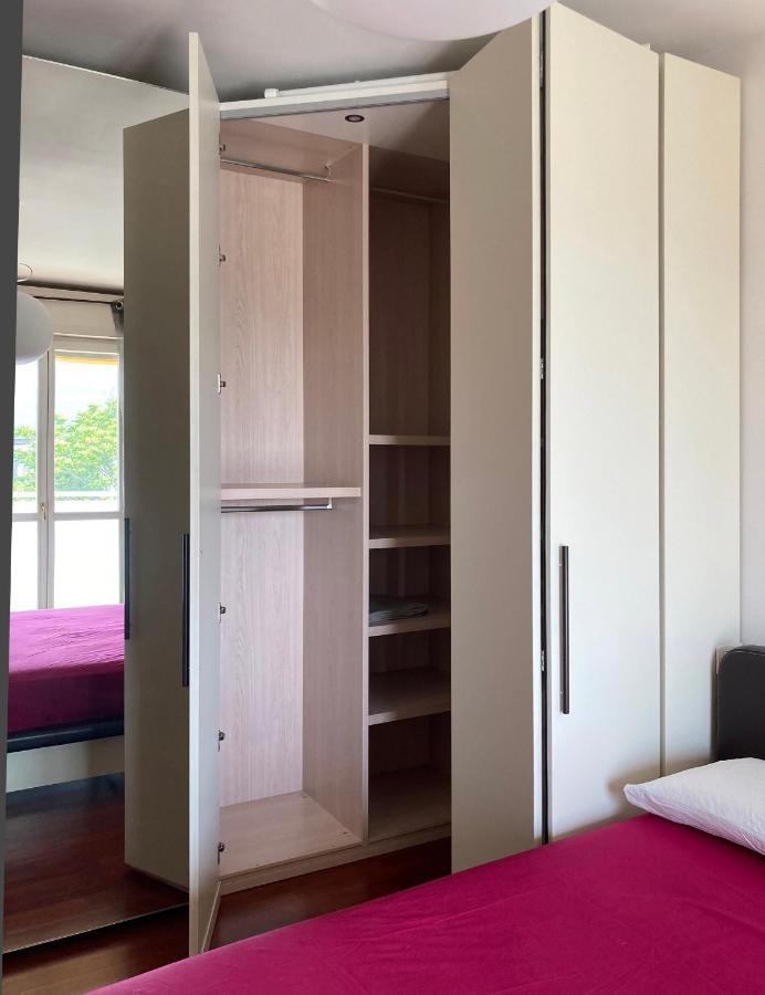 Large Well-Equipped Appartement Near Como Lake Lecco Bagian luar foto