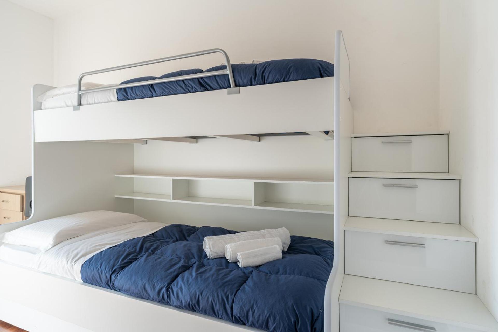 Large Well-Equipped Appartement Near Como Lake Lecco Bagian luar foto